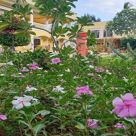 Hanbee'S Resort Puerto Princesa Exterior foto